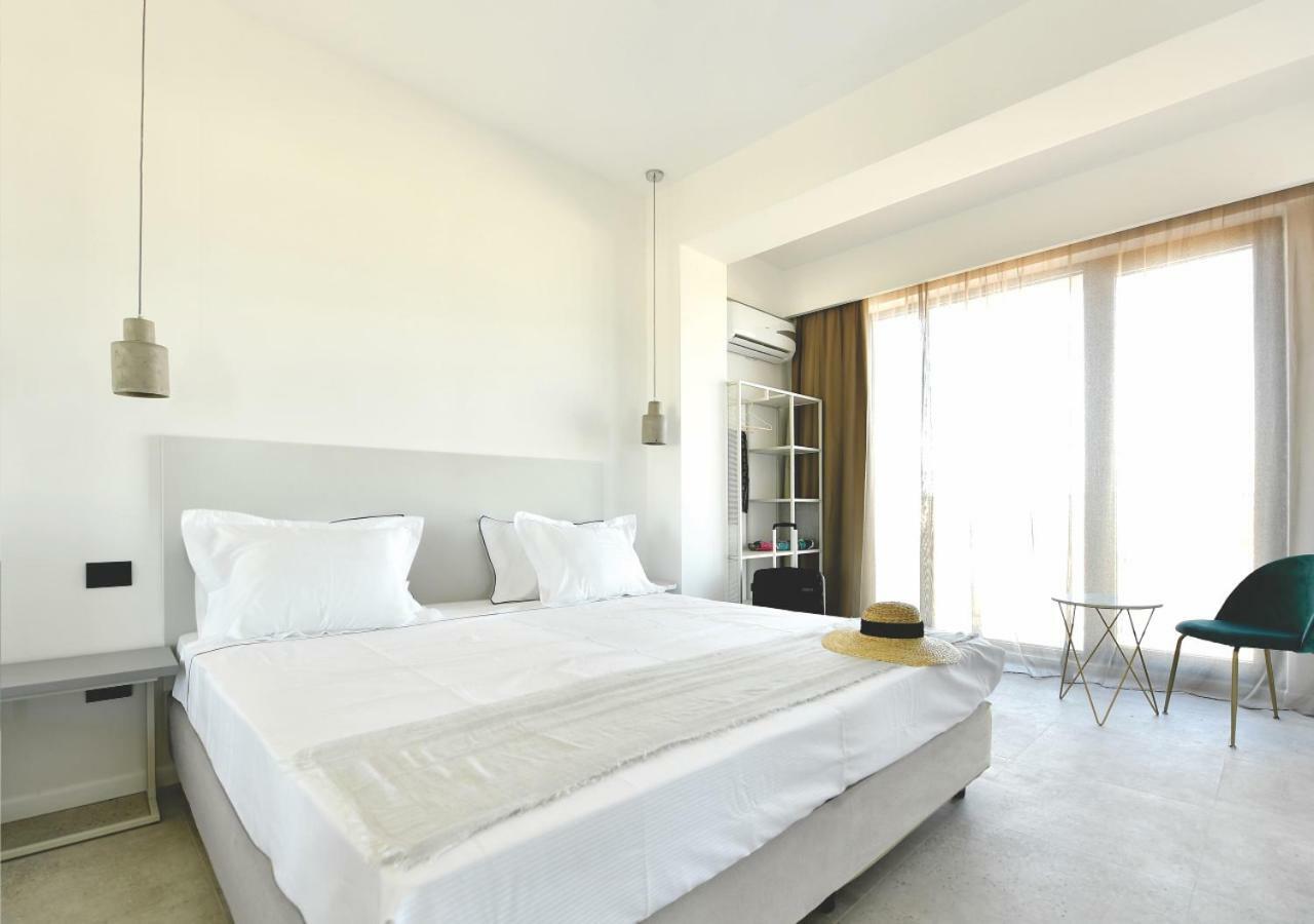 Lemon Cliff Luxury B&B Mamaia Exteriér fotografie