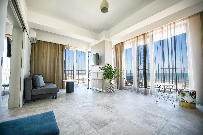 Lemon Cliff Luxury B&B Mamaia Exteriér fotografie
